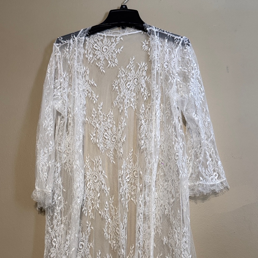 Women’s, Unknown Brand, Sheer White Lace Robe - Picture 4 of 4